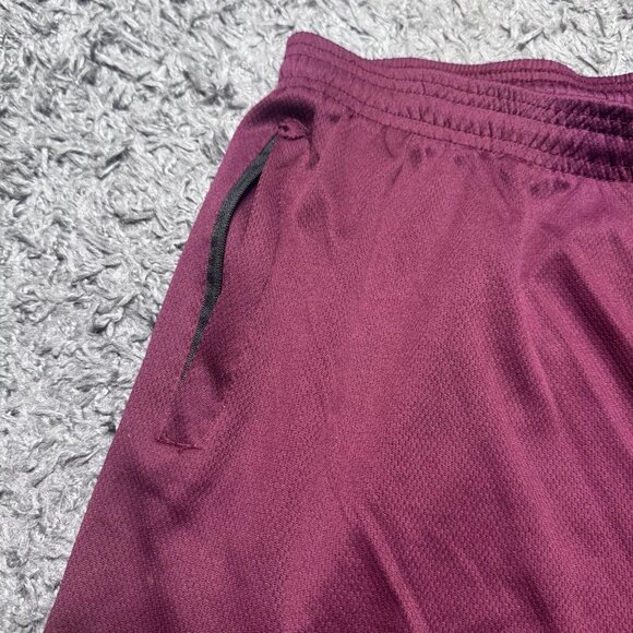 Real Essentials Shorts Mens XL Red Burgundy 6'' Inseam Drawstring Pockets Casual - Picture 3 of 13